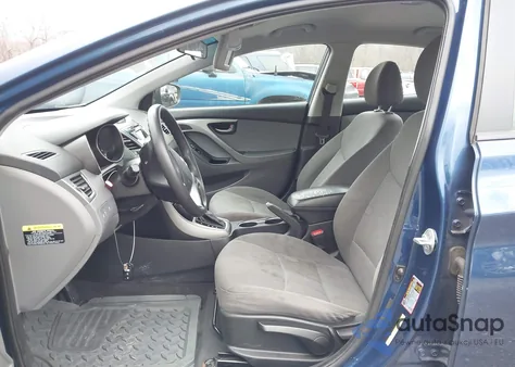2015 Hyundai Elantra Se z USA, uszkodzony, nr VIN 5NPDH4AE6FH547426